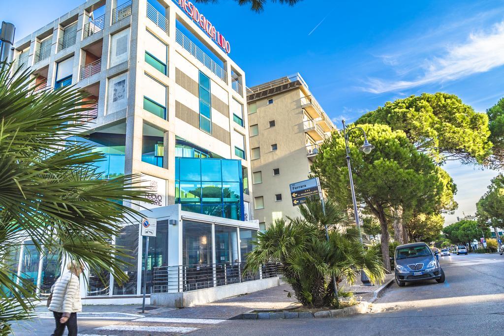 Lido Hotel 3*